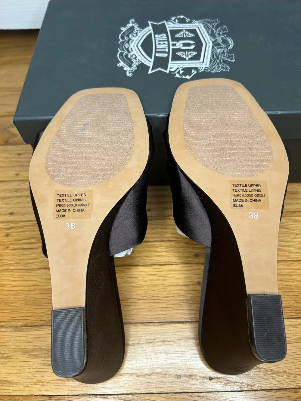 Silent D Katia Wedges Satin